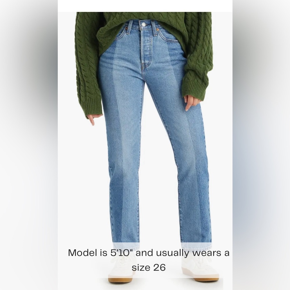 NWOT Two-toned Women’s Levi Jeans